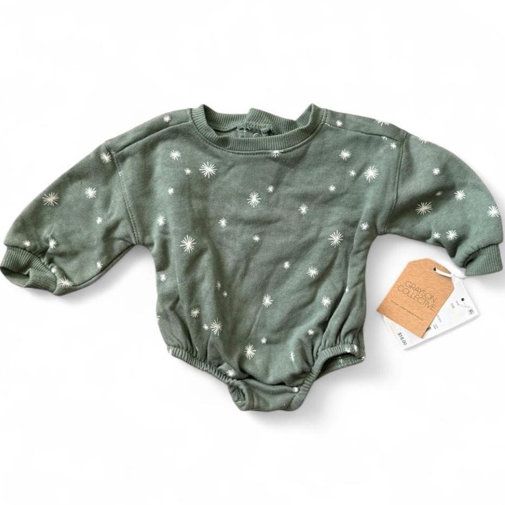 Grayson Collective Green/White Dandelion Star Print Baby Bodysuit | Size: NB